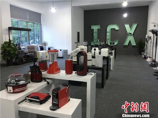 《“厂二代”余雪辉 浙江制造转型背后的智慧与温情》